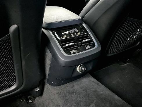 Used 2017 Volvo S90 T5 Momentum w/ Convenience Package FWD image 31
