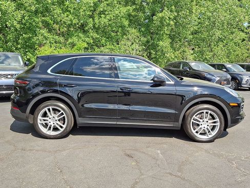 Used 2021 Porsche Cayenne AWD/4WD image 14