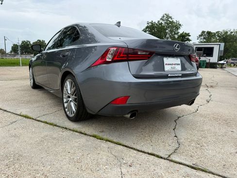 Used 2014 Lexus IS 250 w/ Navigation Package RWD image 7