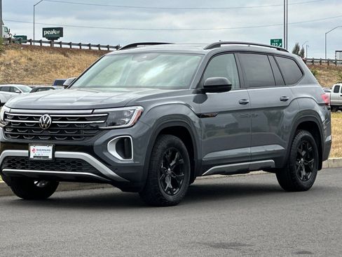 New 2026 Volkswagen Atlas Peak Edition AWD/4WD image 7