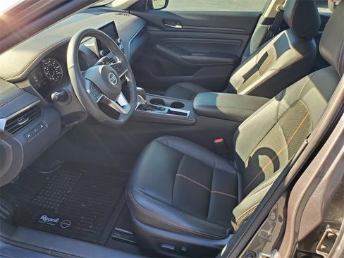 Certified 2022 Nissan Altima 2.5 SR image 14