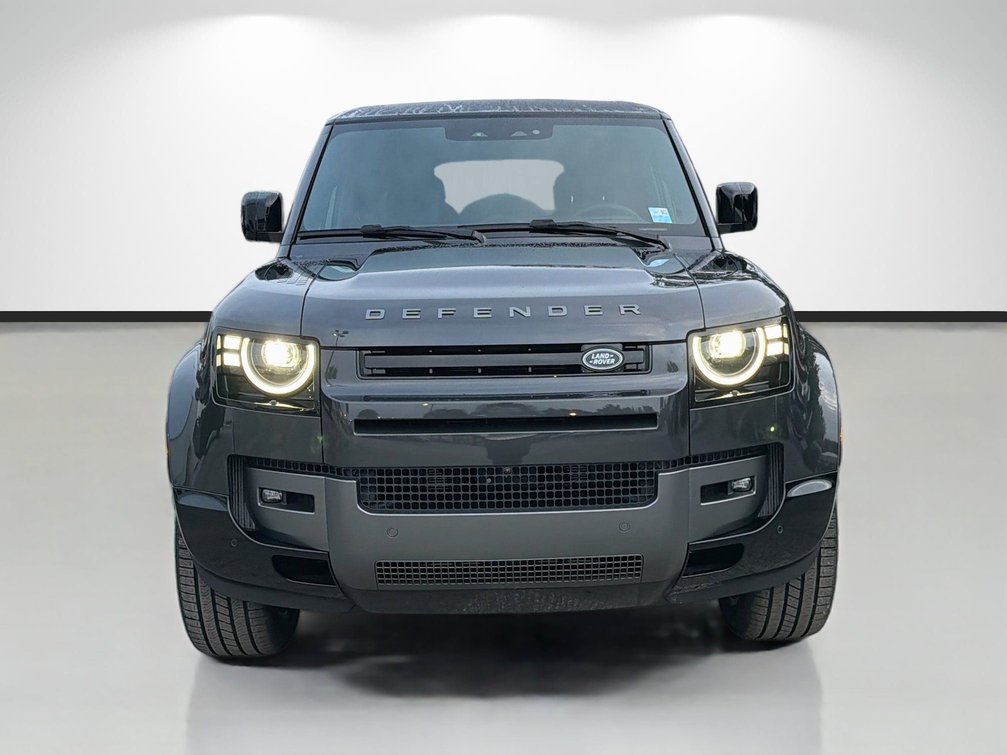 New 2026 Land Rover Defender 130 V8 AWD/4WD image 8