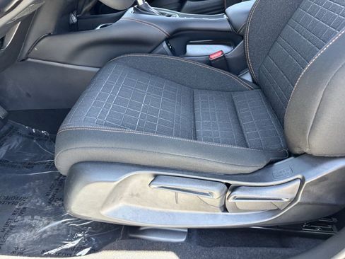 Used 2024 Honda HR-V Sport image 18