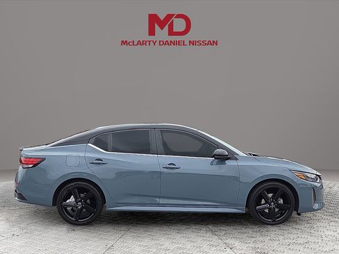 Used 2024 Nissan Sentra SR image 6