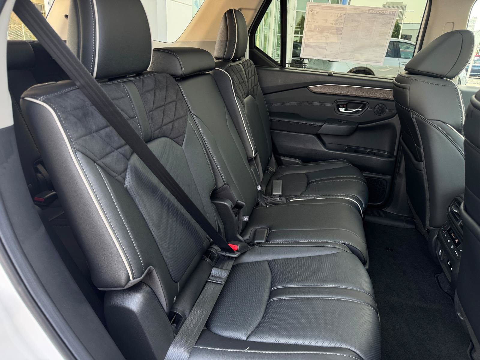 New 2026 Honda Pilot Elite image 10