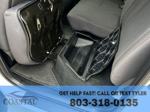 Used 2017 Toyota Tacoma TRD Off-Road w/ Premium & Technology Package image 21