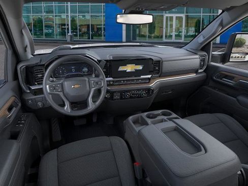 New 2026 Chevrolet Silverado 3500 LT w/ Convenience Package image 39