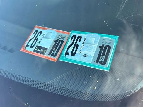 Used 2015 Kia Sedona LX w/ LX Convenience Package image 11