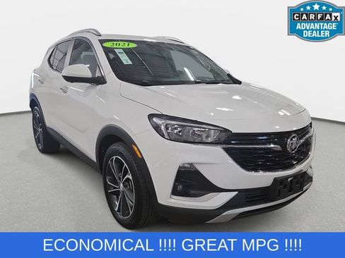 Used 2021 Buick Encore GX Select w/ Advanced Technology Package FWD image 3