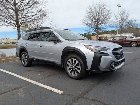 Certified 2025 Subaru Outback Limited w/ Popular Package #2 image 3