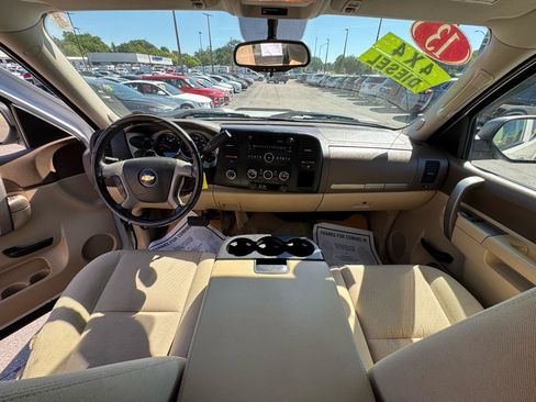 Used 2013 Chevrolet Silverado 2500 LT AWD/4WD image 14