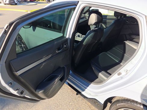 Used 2021 Honda Civic Sport Touring image 15