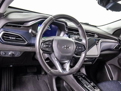 Used 2022 Chevrolet Bolt EUV Premier image 17