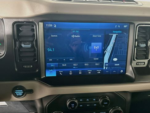 Used 2021 Ford Bronco Wildtrak AWD/4WD image 21