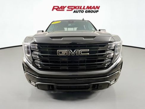 Used 2023 GMC Sierra 1500 Elevation w/ Preferred Package AWD/4WD image 2
