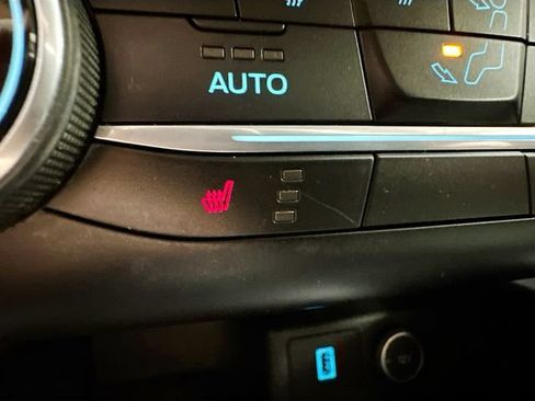 Used 2020 Ford Escape SE AWD/4WD image 17