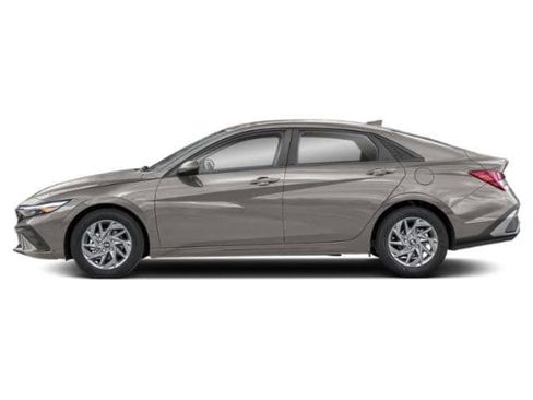 New 2026 Hyundai Elantra SEL Sport Premium FWD image 2