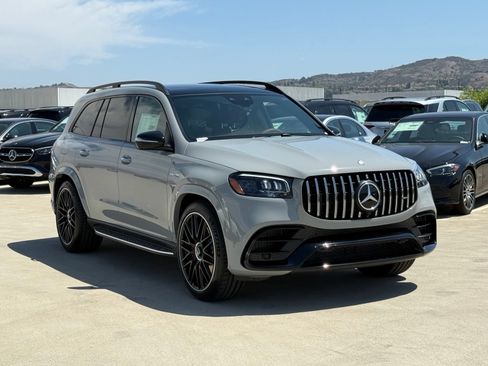 New 2026 Mercedes-Benz GLS 63 AMG 4MATIC image 8