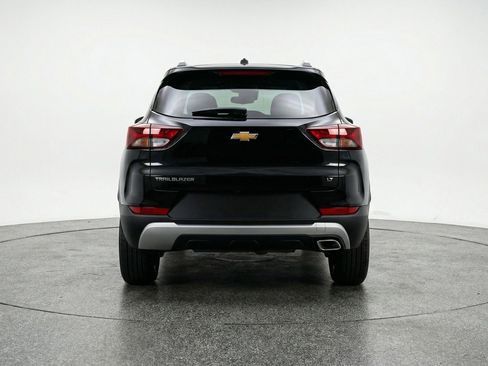 Used 2025 Chevrolet TrailBlazer LT FWD image 7