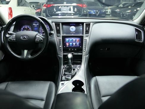 Used 2017 INFINITI Q50 2.0t w/ Moonroof Package image 32