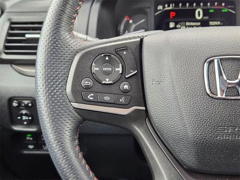 Used 2023 Honda Passport TrailSport image 19