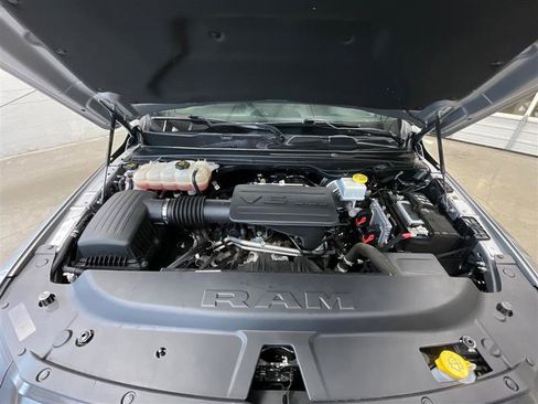 Used 2023 RAM 1500 Tradesman AWD/4WD image 31