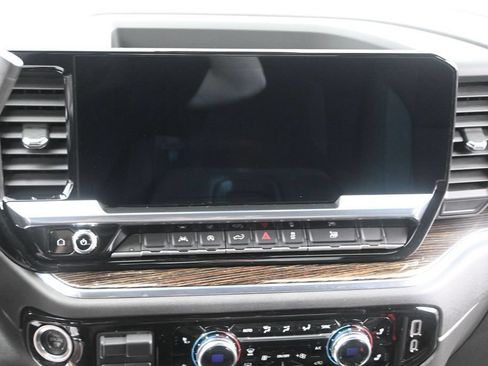 Used 2023 GMC Sierra 1500 SLE AWD/4WD image 26