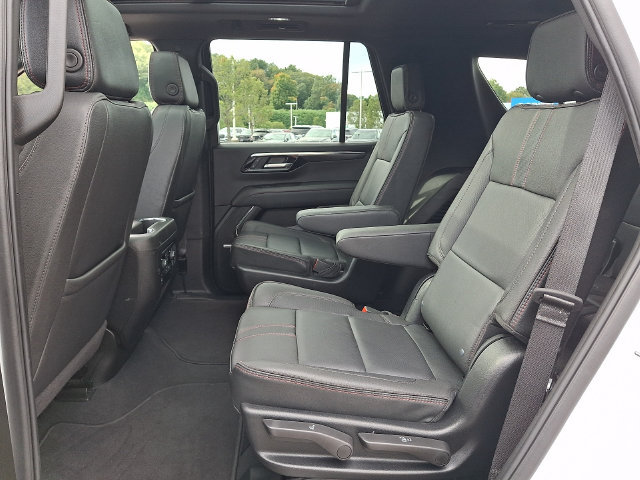 Used 2026 Chevrolet Tahoe RST w/ RST Capability Package AWD/4WD image 18