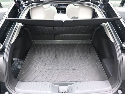 Certified 2024 Toyota Prius XLE image 34