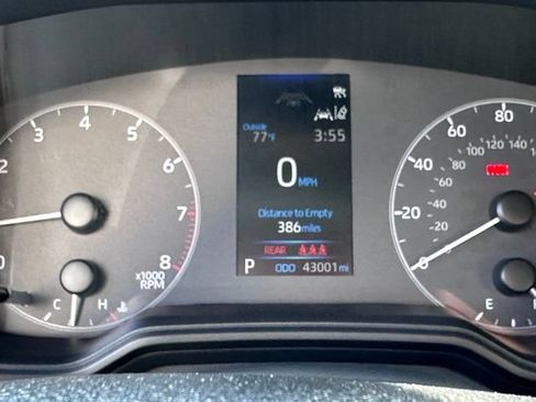Used 2023 Toyota Corolla SE FWD image 25