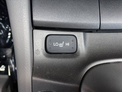 Used 2011 Honda Accord EX-L image 21