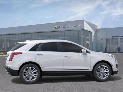 Certified 2025 Cadillac XT5 Premium Luxury AWD/4WD image 7