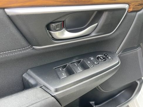 Used 2017 Honda CR-V EX image 18