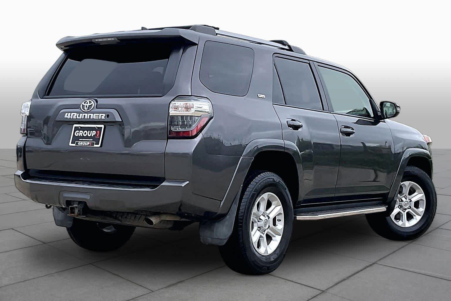 Used 2019 Toyota 4Runner SR5 Premium RWD image 11