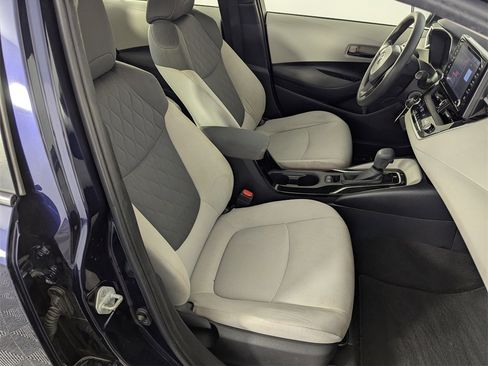 Used 2022 Toyota Corolla LE w/ Carpet Mat Package (TMS) image 36