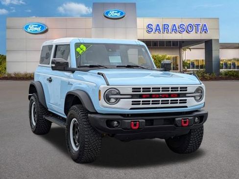 Certified 2023 Ford Bronco Heritage Edition AWD/4WD image 1