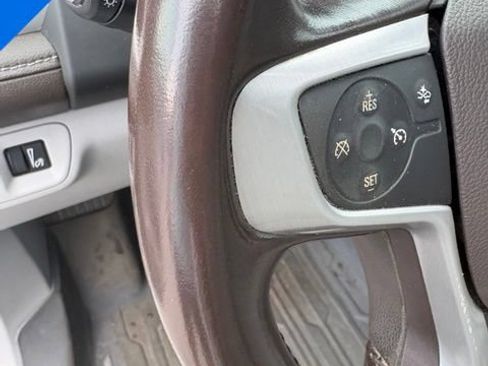 Used 2018 GMC Acadia SLT w/ LPO, Floor Liner Package FWD image 14