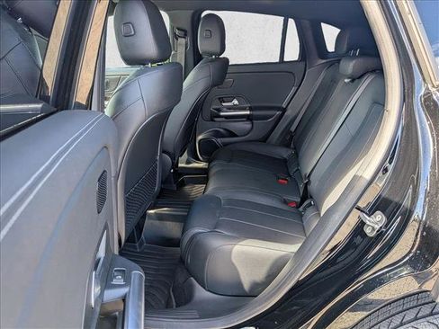 Used 2025 Mercedes-Benz GLA 250 image 19