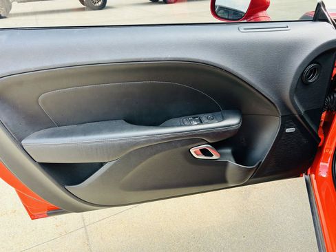 Used 2018 Dodge Challenger T/A RWD image 9