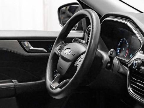 Used 2021 Ford Escape SE image 23