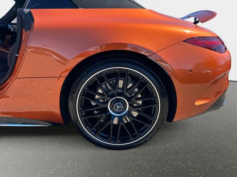 Certified 2024 Mercedes-Benz SL 63 AMG 4MATIC image 17