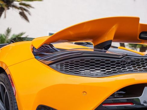 New 2026 McLaren 750S Spider image 13