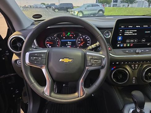 Used 2023 Chevrolet Blazer LT w/ Convenience Package FWD image 14