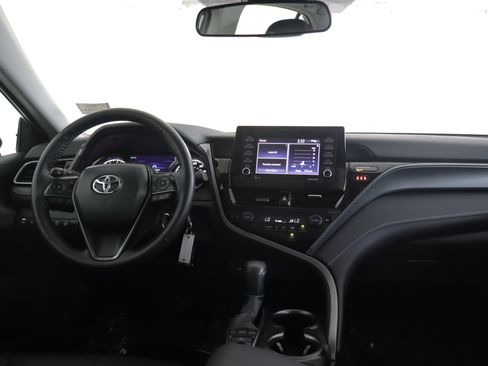 Certified 2024 Toyota Camry SE w/ Cold Weather Package AWD/4WD image 2