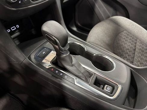 Used 2024 Chevrolet Equinox LT image 24