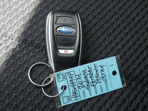 Used 2021 Subaru Forester Premium w/ Popular Package #1 AWD/4WD image 15