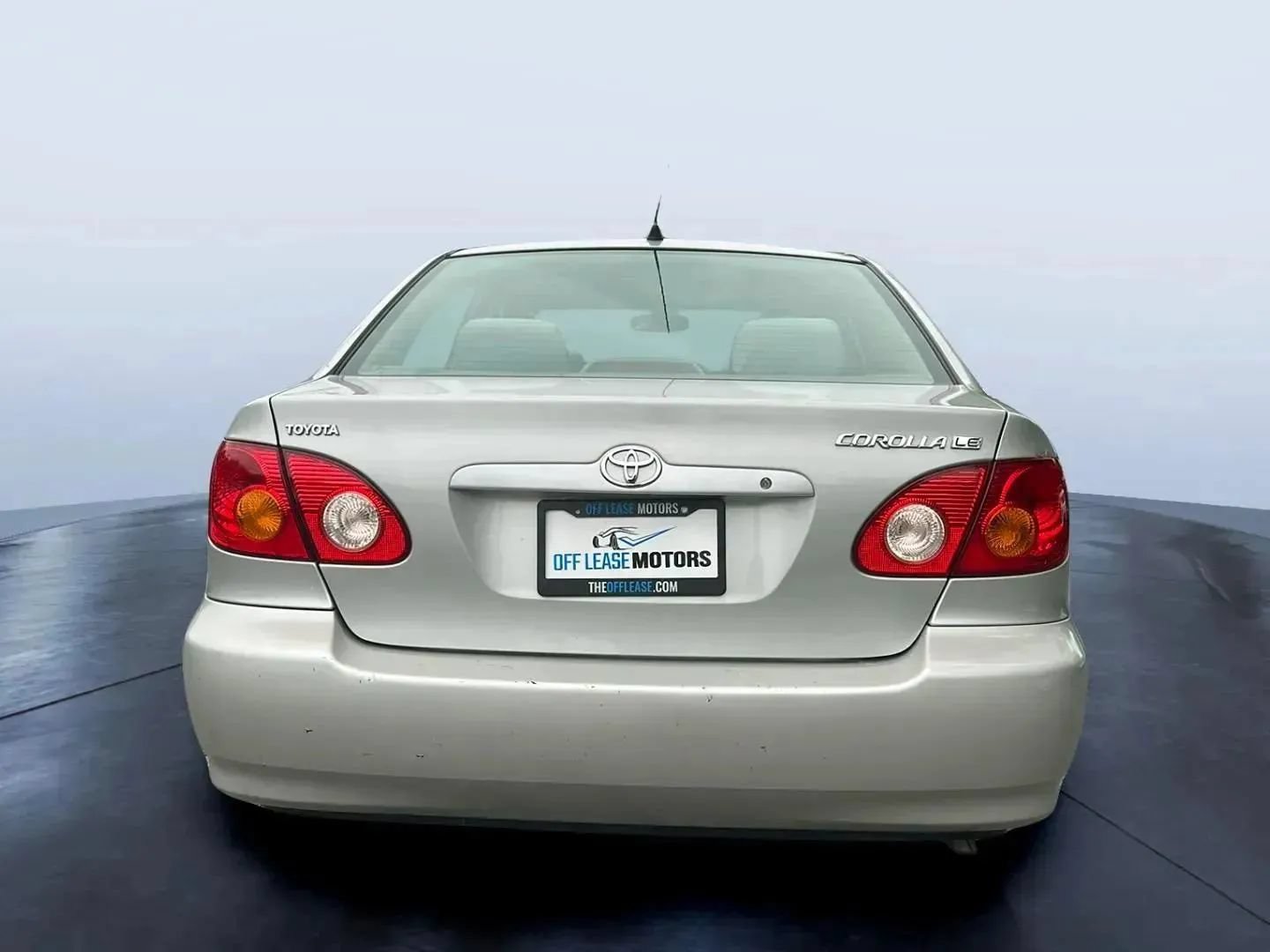Used 2004 Toyota Corolla LE FWD image 4