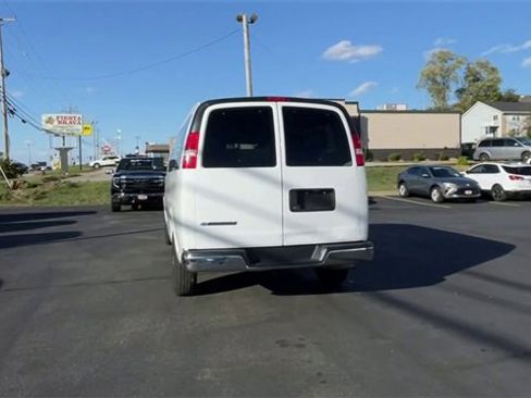 Used 2020 Chevrolet Express 3500 LT w/ LT Preferred Equipment Group image 7