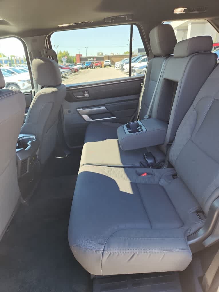 Used 2025 Toyota Sequoia SR5 AWD/4WD image 25