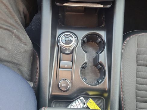 Used 2025 Ford Explorer ST-Line w/ ST-Line Street Pack image 20